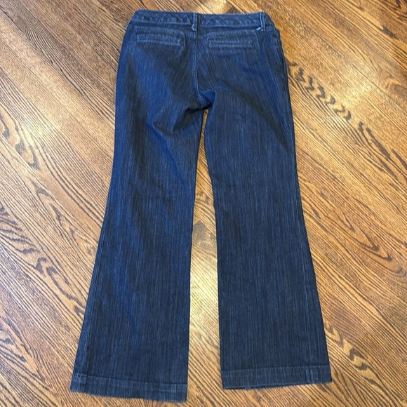 Eddie Bauer Women’s 6 Curvy Trouser Flare Denim Jean Dark Wash Specially Dyed - Picture 3 of 8